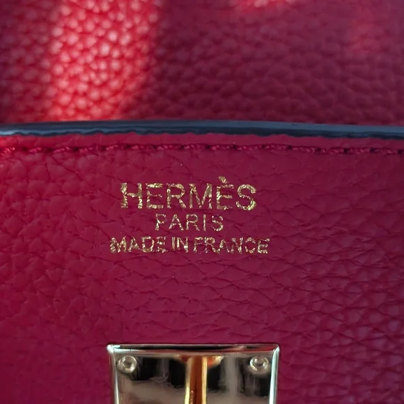 Elegant Red Satchel Bag - Picture 6 of 6